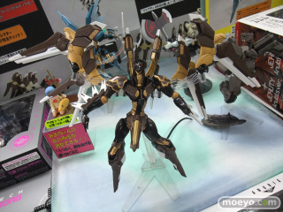Illustration for article titled Let's Look at New Zone of the Enders Figures!